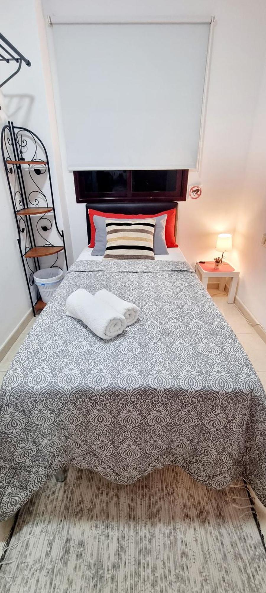 Almar We Go! Habitaciones Privadas En Alcala - Private Rooms - Pieces Privees - In Shared Apartment Eksteriør billede