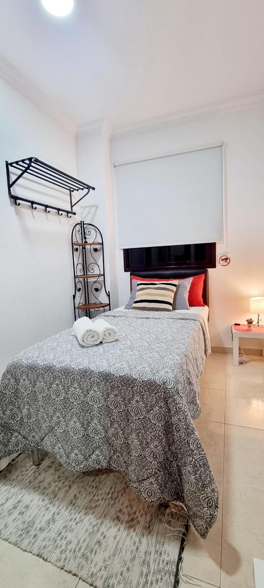 Almar We Go! Habitaciones Privadas En Alcala - Private Rooms - Pieces Privees - In Shared Apartment Eksteriør billede